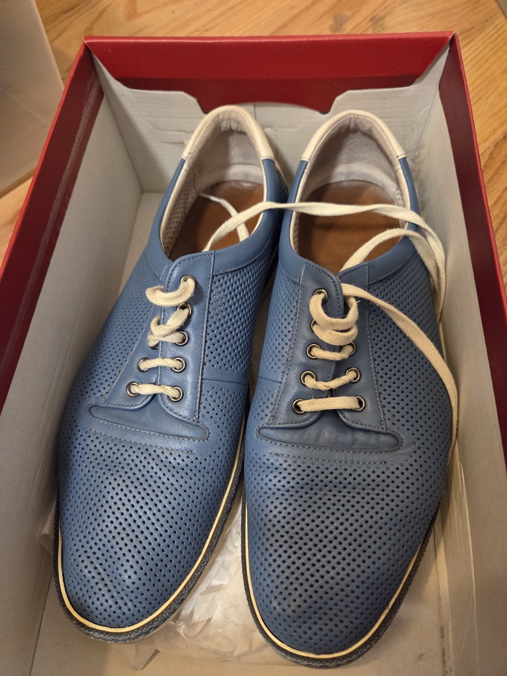 Men's Casual Perforated Blue Lace-Up Shoes